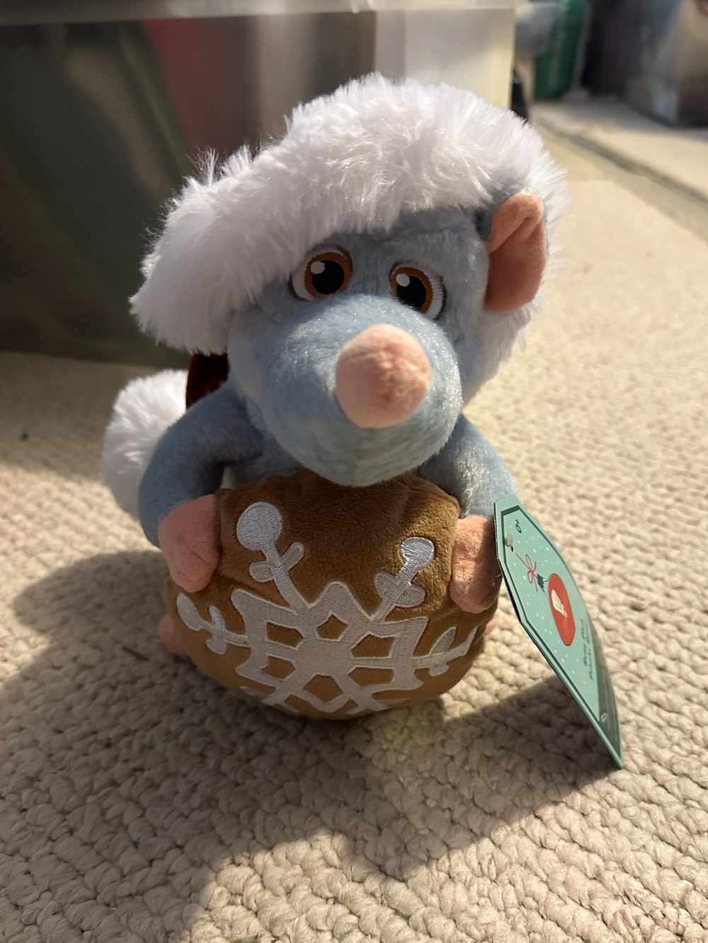 ✨3 for $32✨ Remy Christmas Plush